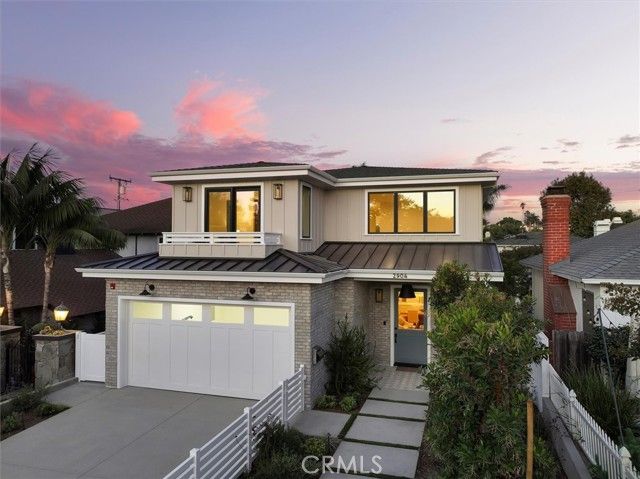 2904 Palm Avenue, Manhattan Beach, CA 90266