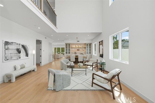 2904 Palm Avenue, Manhattan Beach, CA 90266