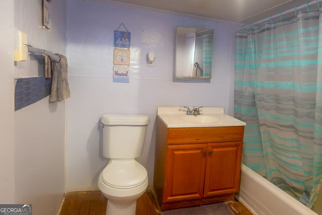 44 Clairmont Avenue, Elberton, GA 30635