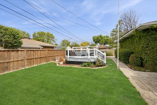 1836 Buckingham Avenue, Westchester, IL 60154