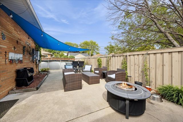 1836 Buckingham Avenue, Westchester, IL 60154