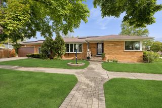 1836 Buckingham Avenue, Westchester, IL 60154