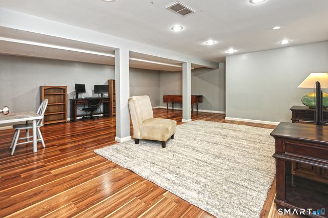 53 Pheasant Road, West Haven, CT 06516