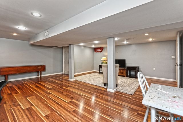 53 Pheasant Road, West Haven, CT 06516