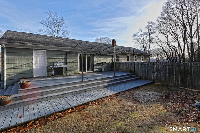 53 Pheasant Road, West Haven, CT 06516