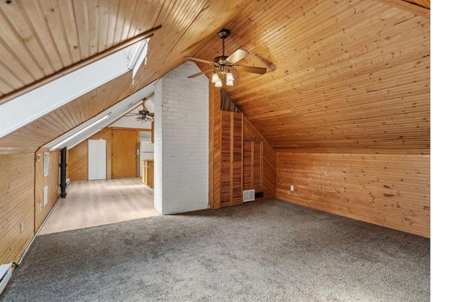 4255 Thomas Avenue N, Minneapolis, MN 55412
