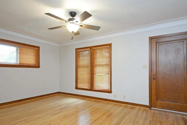 4255 Thomas Avenue N, Minneapolis, MN 55412