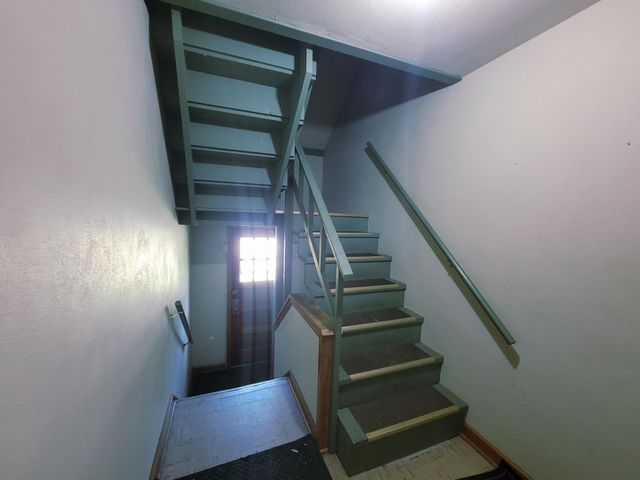 4255 Thomas Avenue N, Minneapolis, MN 55412