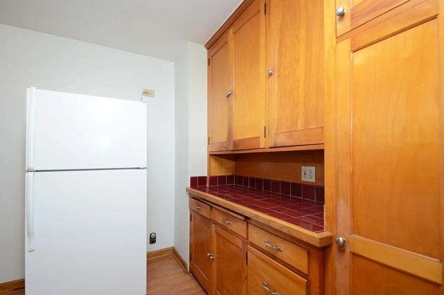 4255 Thomas Avenue N, Minneapolis, MN 55412