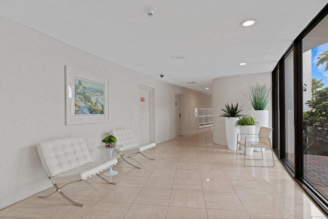 1200 S Flagler Drive 401, West Palm Beach, FL 33401