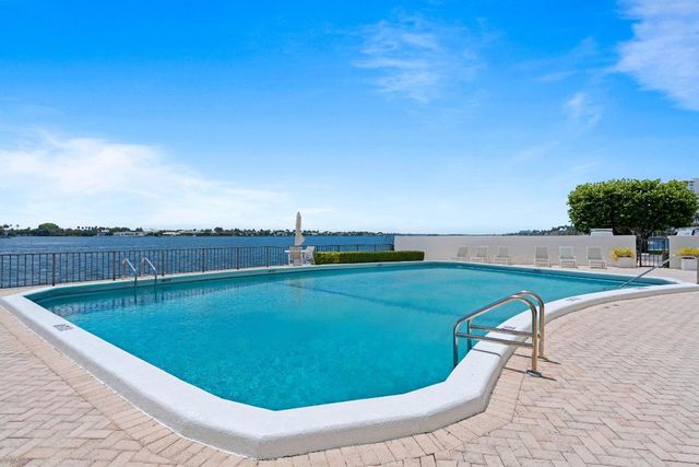 1200 S Flagler Drive 401, West Palm Beach, FL 33401