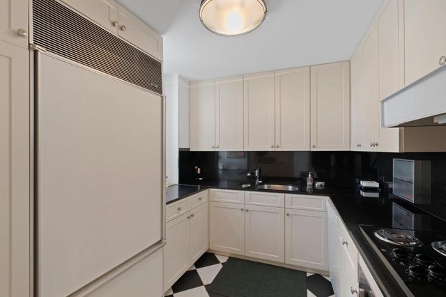 1200 S Flagler Drive 401, West Palm Beach, FL 33401