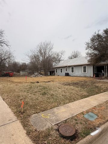 3922 Pine Street, Greenville, TX 75401