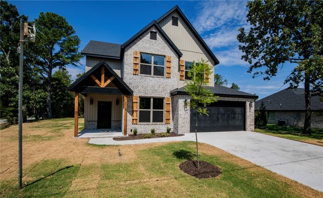 1 Nairn Lane, Bella Vista, AR 72715