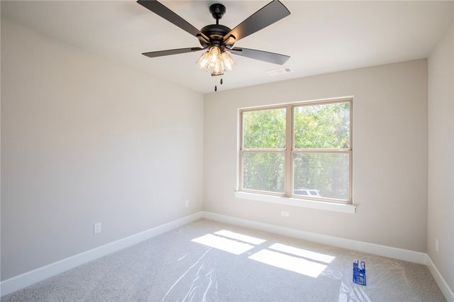 1 Nairn Lane, Bella Vista, AR 72715