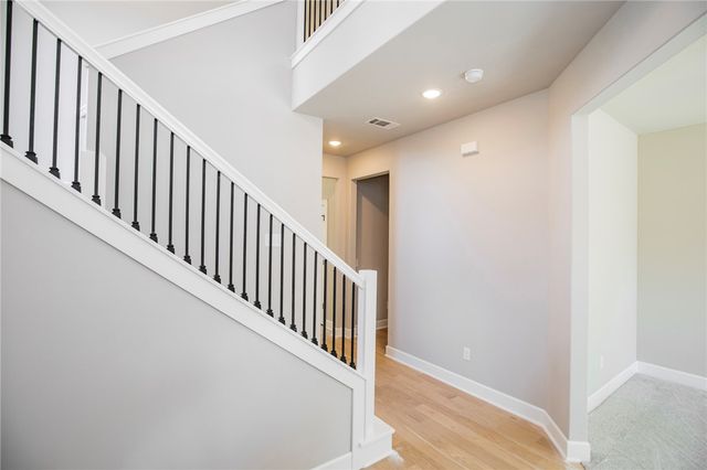1 Nairn Lane, Bella Vista, AR 72715