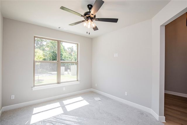 1 Nairn Lane, Bella Vista, AR 72715