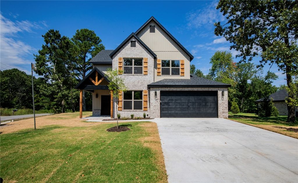 1 Nairn Lane, Bella Vista, AR 72715