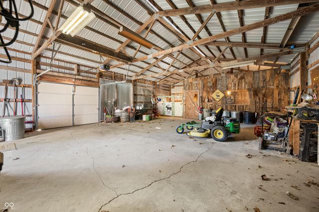 583 Old Moore Lane, Martinsville, IN 46151