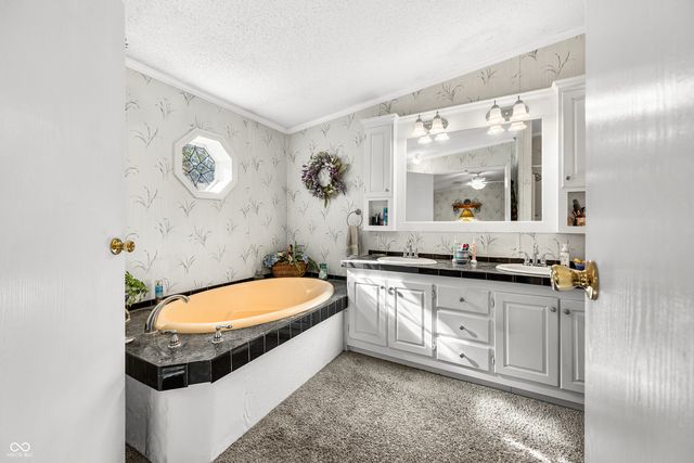 583 Old Moore Lane, Martinsville, IN 46151