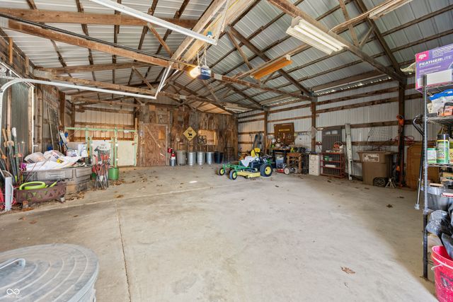 583 Old Moore Lane, Martinsville, IN 46151