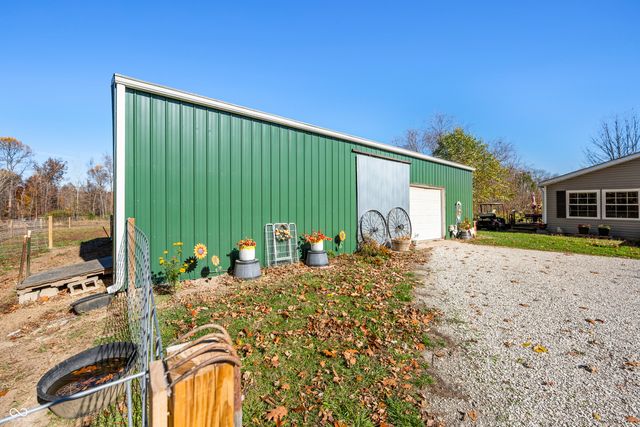 583 Old Moore Lane, Martinsville, IN 46151