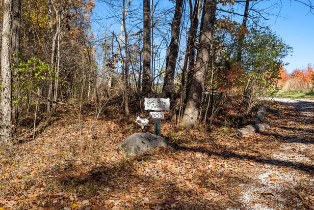 583 Old Moore Lane, Martinsville, IN 46151