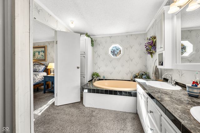 583 Old Moore Lane, Martinsville, IN 46151