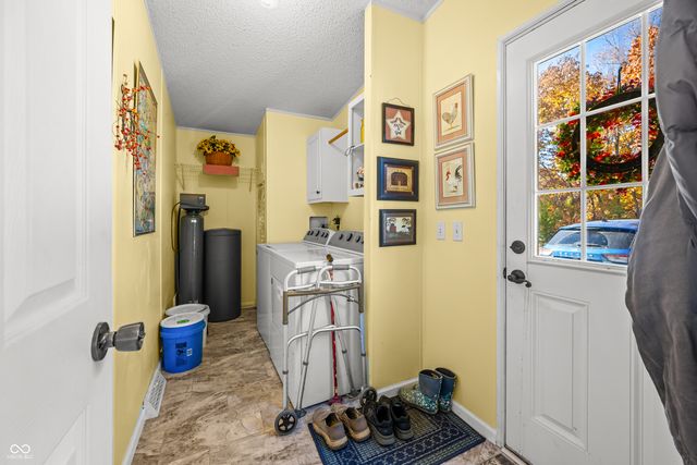 583 Old Moore Lane, Martinsville, IN 46151