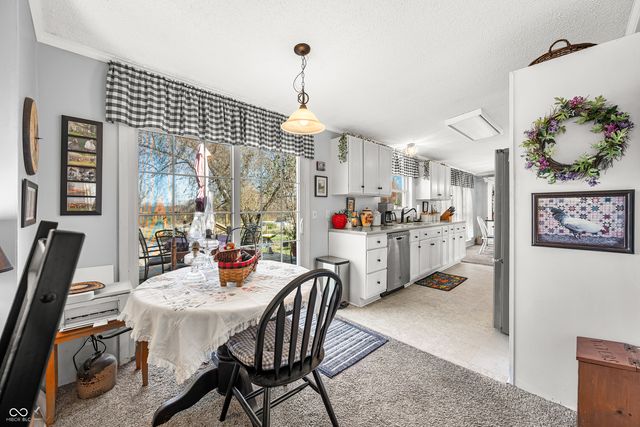 583 Old Moore Lane, Martinsville, IN 46151