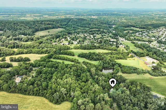 1385 ABBOTTSTOWN PIKE, Hanover, PA 17331