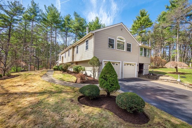 56 Leland Rd, Norfolk, MA 02056