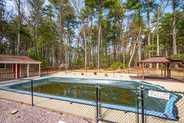 56 Leland Rd, Norfolk, MA 02056