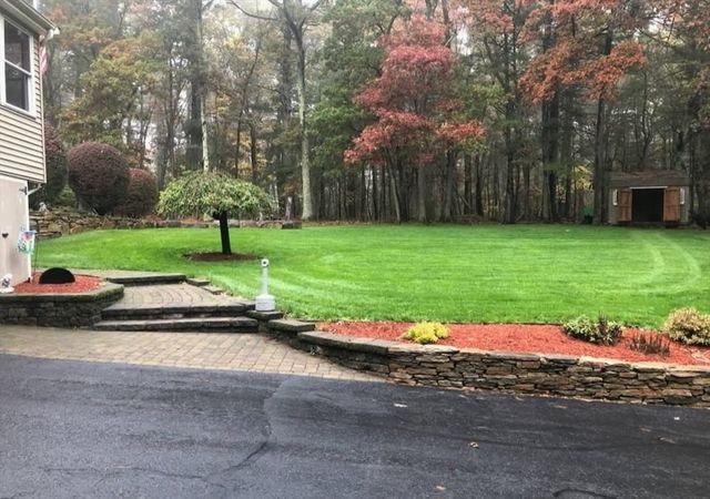 56 Leland Rd, Norfolk, MA 02056