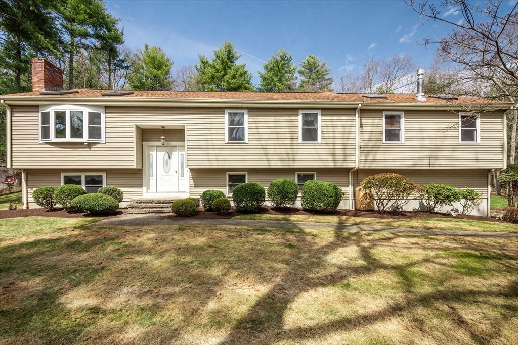 56 Leland Rd, Norfolk, MA 02056