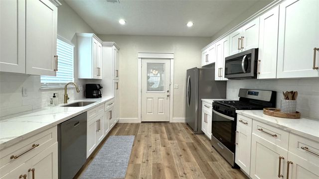 3414 Ursuline, Galveston, TX 77550