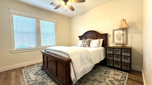 3414 Ursuline, Galveston, TX 77550