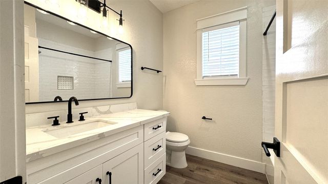 3414 Ursuline, Galveston, TX 77550