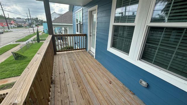 3414 Ursuline, Galveston, TX 77550