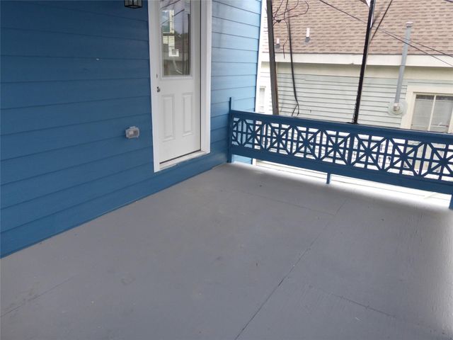 3414 Ursuline, Galveston, TX 77550
