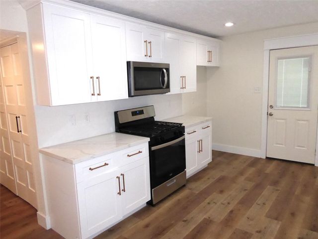 3414 Ursuline, Galveston, TX 77550
