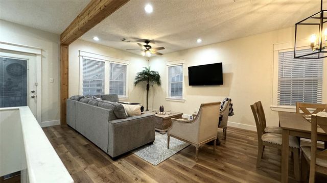 3414 Ursuline, Galveston, TX 77550