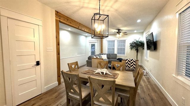 3414 Ursuline, Galveston, TX 77550