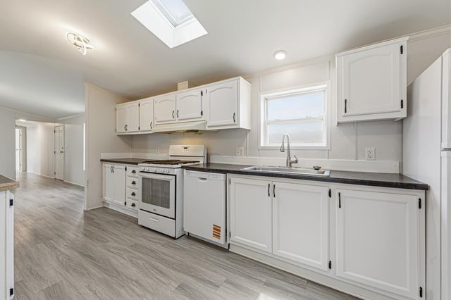718 Rose Drive, Faribault, MN 55021