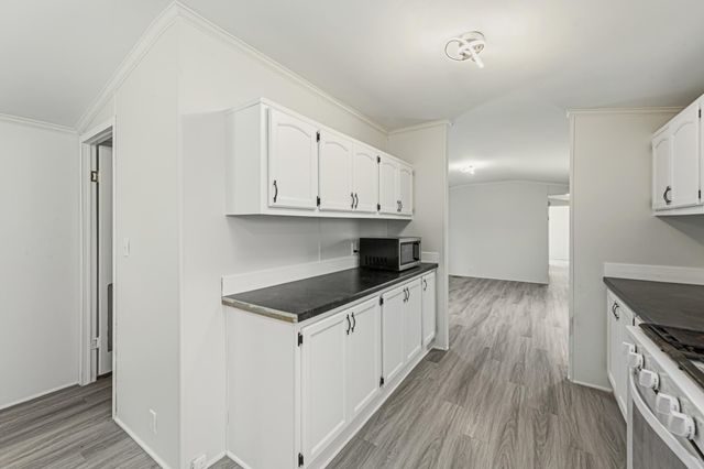 718 Rose Drive, Faribault, MN 55021