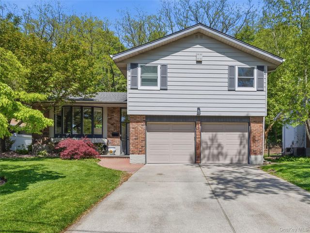 50 Roger Drive, Port Washington, NY 11050