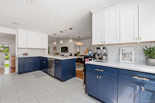 50 Roger Drive, Port Washington, NY 11050