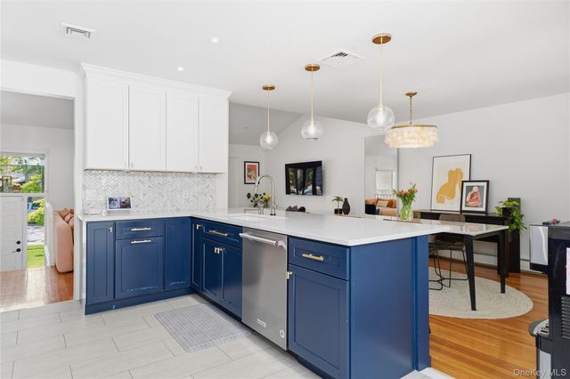 50 Roger Drive, Port Washington, NY 11050