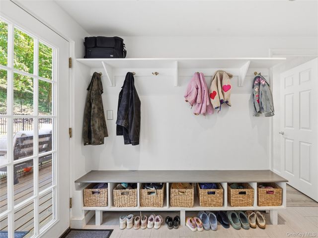 50 Roger Drive, Port Washington, NY 11050