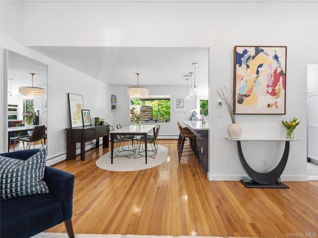 50 Roger Drive, Port Washington, NY 11050